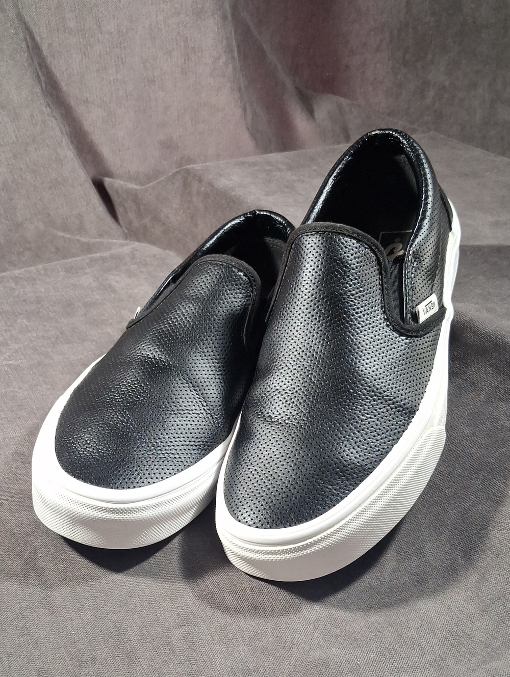Vans Slip On Classic Black Perforated Mesh Leather Sneakers VG- US M8 W9.5